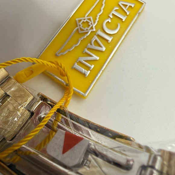 Invicta Angel Swiss Ronda 515 Caliber Women’s Watch- 40mm Gold on Gold - Picture 6 of 9